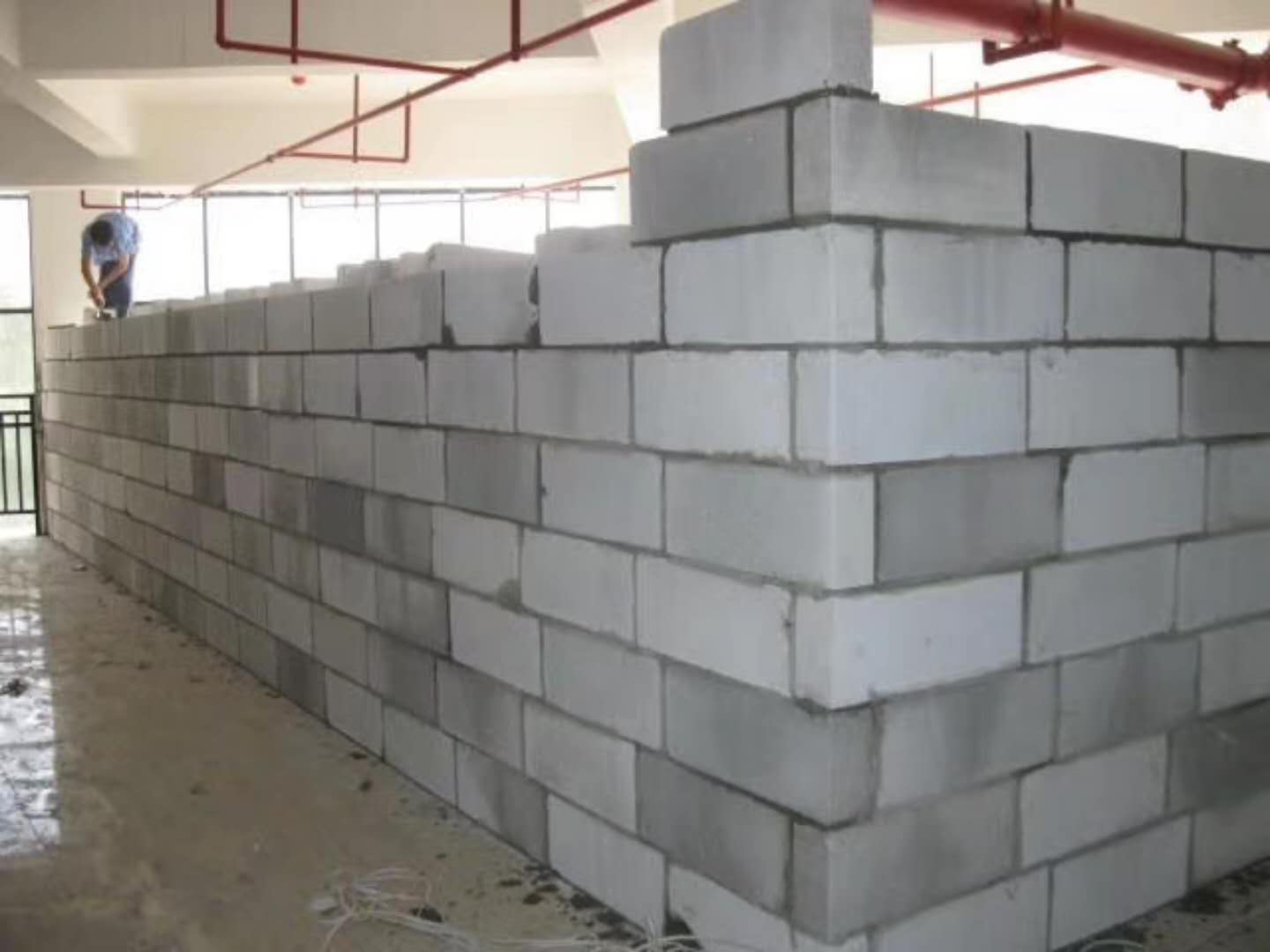 路南蒸压加气混凝土砌块承重墙静力和抗震性能的研究